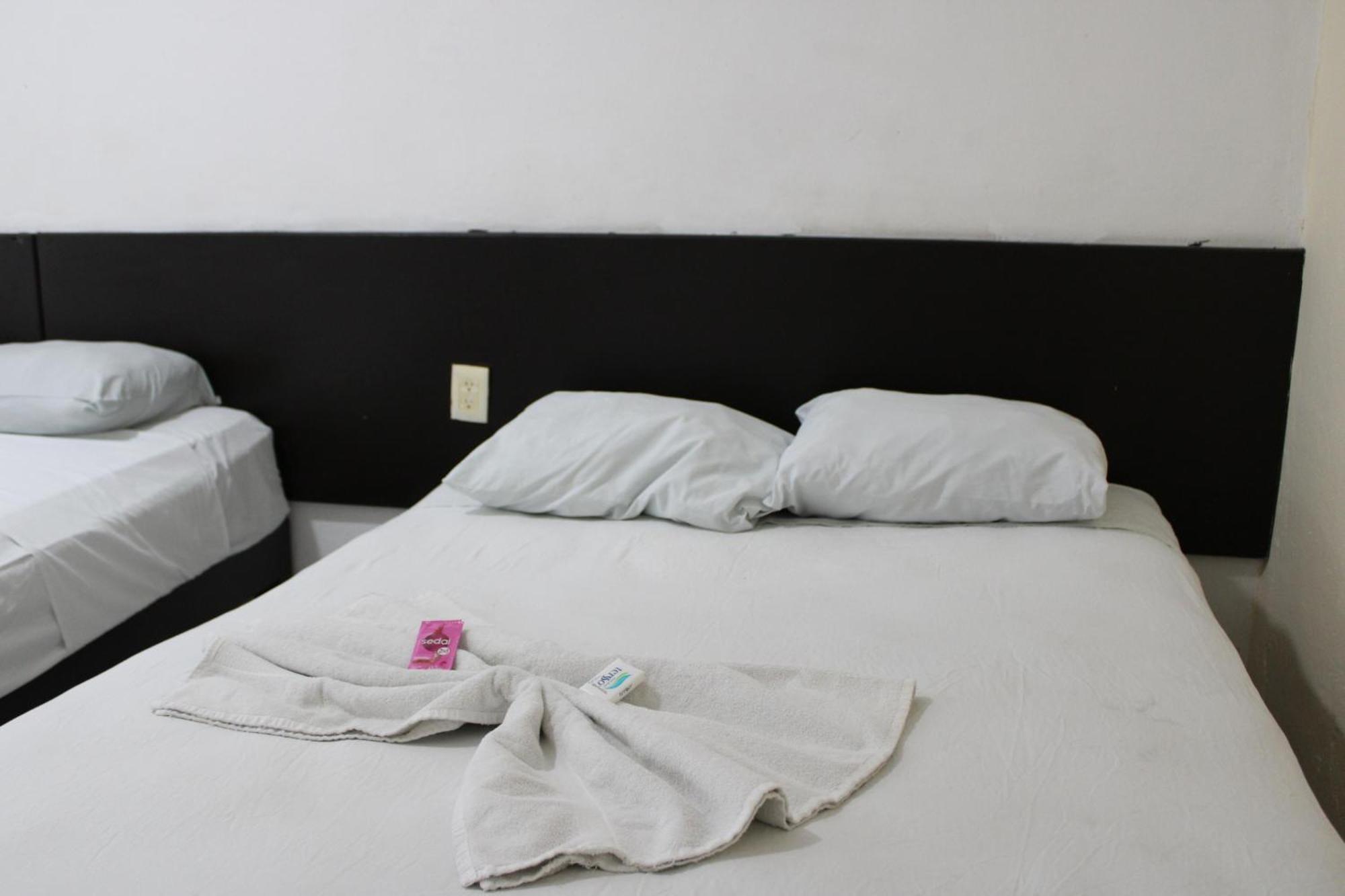 Oyo Hotel Colibri Chetumal Exteriör bild