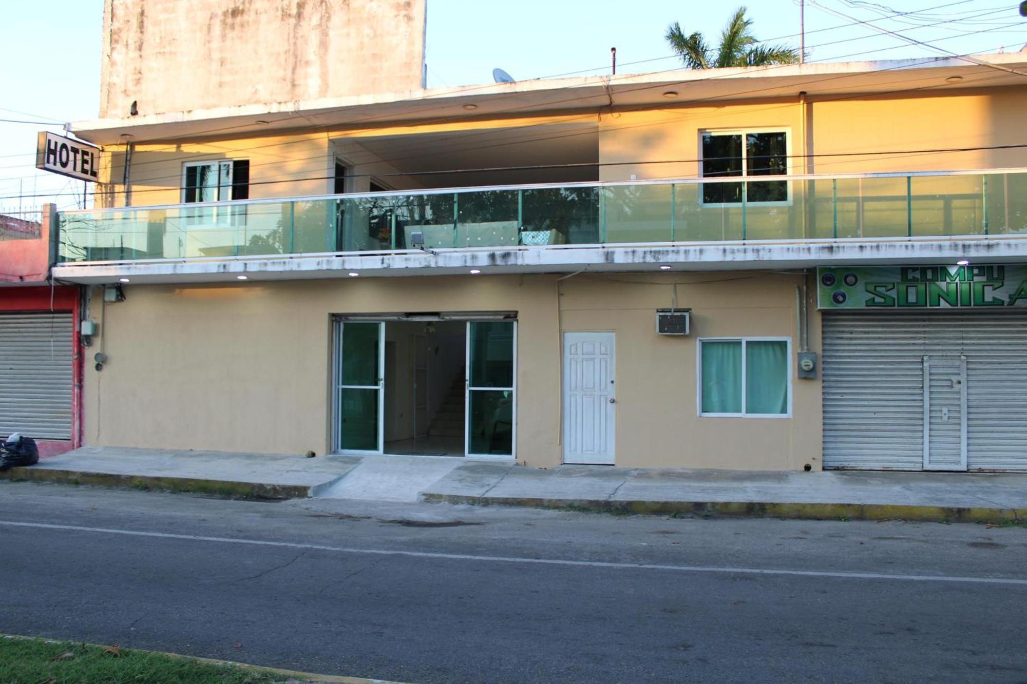 Oyo Hotel Colibri Chetumal Exteriör bild