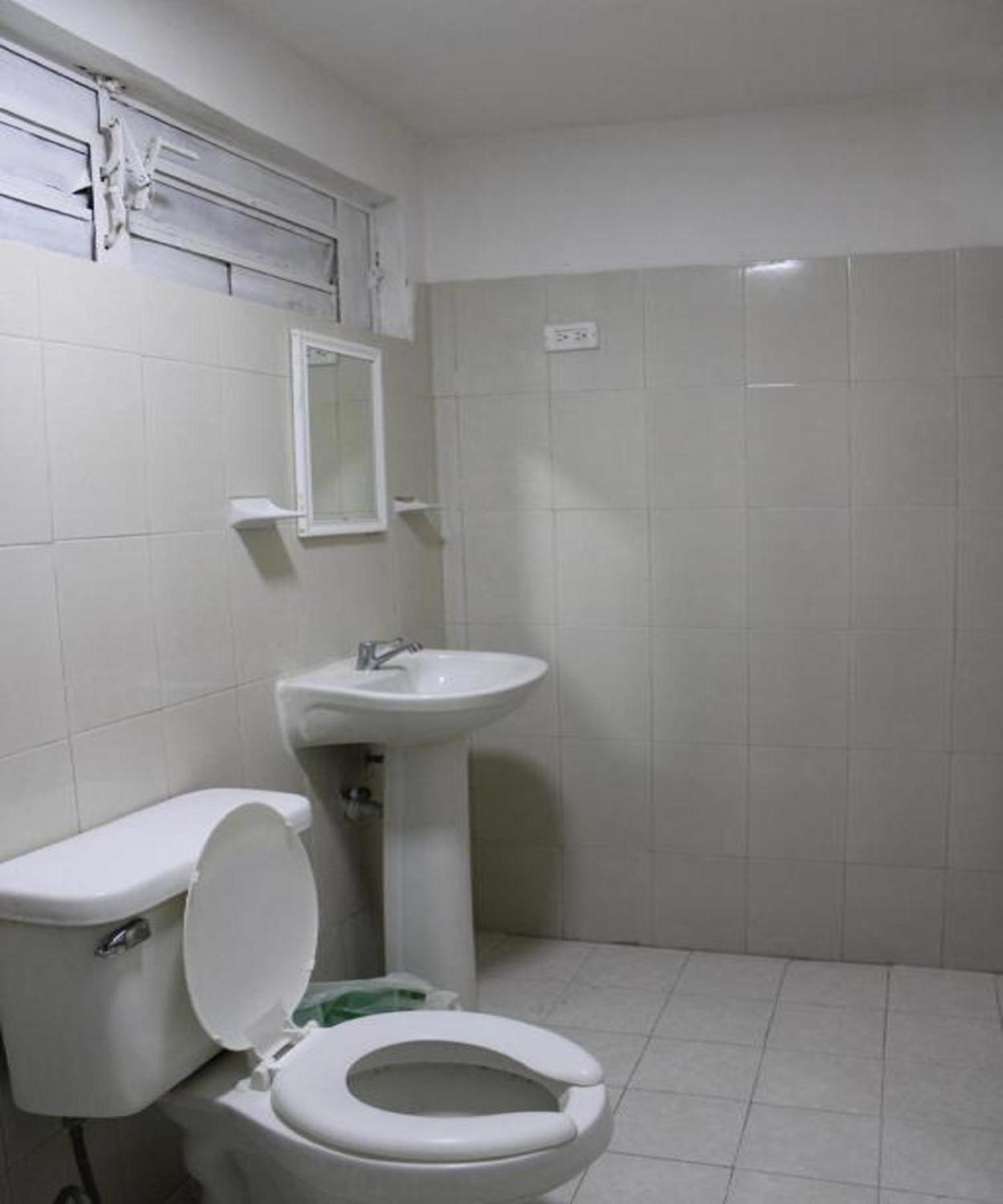 Oyo Hotel Colibri Chetumal Exteriör bild